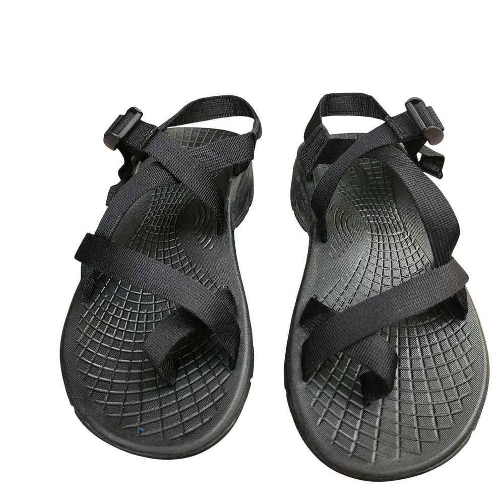 Chaco Z/Cloud 2 Mens Black Athletic Sandals Toe Loop Strappy Hiking Shoes Sz 10